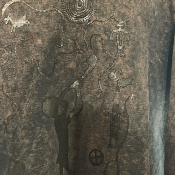 Sweatshirt - Picture 2 of 2